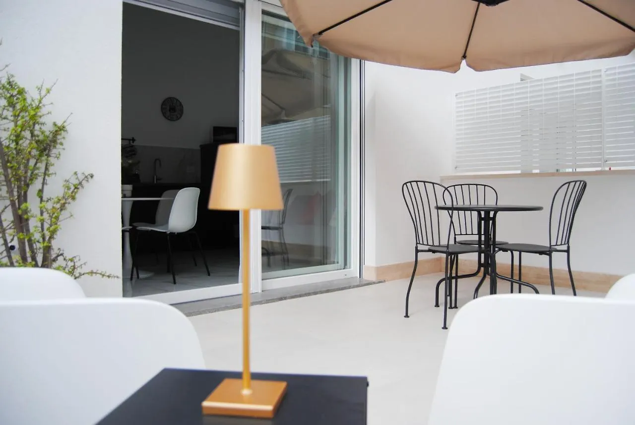 Kisto A Casa Apartment Bari